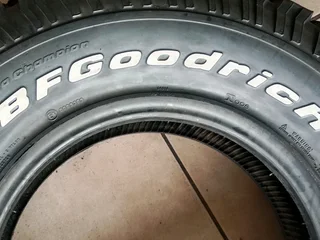 2x 265/75/16 BF Goodrich All-terrain 90% tread