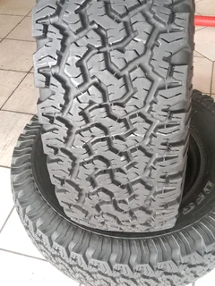 2x 265/75/16 BF Goodrich All-terrain 90% tread