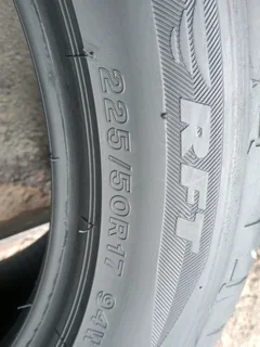 2x 225/50/17 run flat Bridgestone Potenza