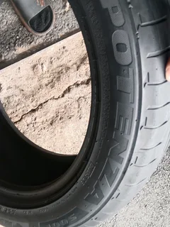 2x 225/50/17 run flat Bridgestone Potenza