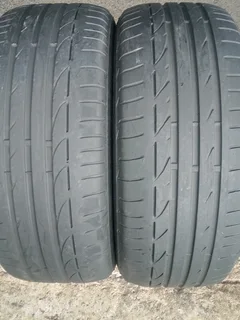 2x 225/50/17 run flat Bridgestone Potenza