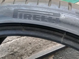 2x 285/30/21 Pirellis P Zero 90% tread