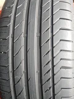 1x 225/40/18 run flat continental SSR Moe Tyre 99% tread