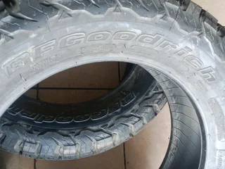 2x 265/60/20 BF Goodrich All-terrain ko2 Tyres 95% tread