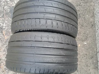 2x 265/30/19 continentals sports contact7