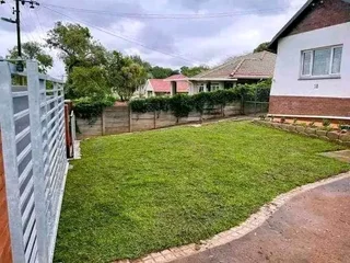 Natural Roll Lawn Grass Installation At Affordable Cost Free Quotation