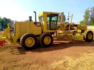 1999 Cat 140H Grader