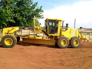 1999 Cat 140H Grader