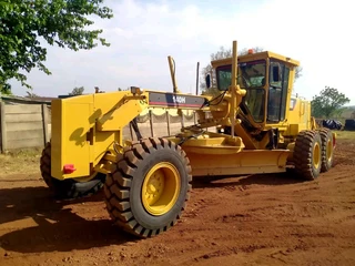 1999 Cat 140H Grader