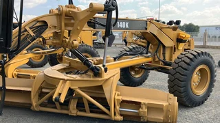 CAT 140K grader for sale. Refurbished