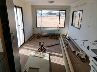 15m mobile parkhome R220 000