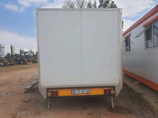 Double medical unit/trailer
