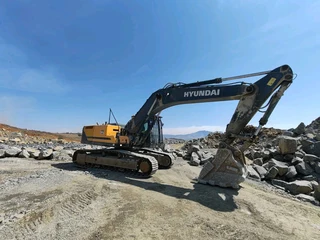 2021 Hyundai 30 Ton Excavator