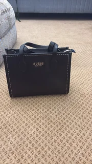 Guess handbag brand new