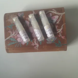 Fragrance agent R400