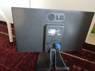 HP Jetmaster Printer&#43;20 inch Computer Dektop Monitor with keyboard