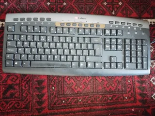 HP Jetmaster Printer&#43;20 inch Computer Dektop Monitor with keyboard