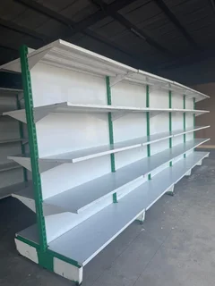 GONDOLA SHELVING