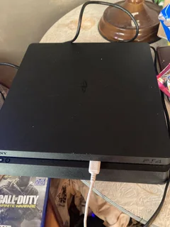 PS4 slim