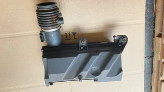 Jaguar x type V6 airbox