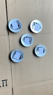 Porsche Panamera centre caps (5)