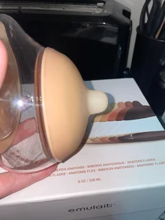 Selling a Emulait Anatomy bottel imported from the US (has never been used)