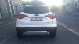 2019 Mahindra XUV300 1.2 W8