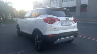 2019 Mahindra XUV300 1.2 W8