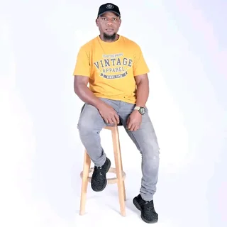 Chauffeur a Malawian man based in Randberg