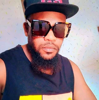 Looking for code 10/14 driving job