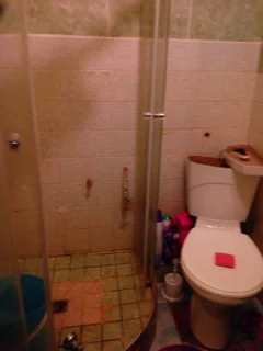 A big ensuite room with balcony to rent at Windsor East, Randburg near Cresta with prepay meters