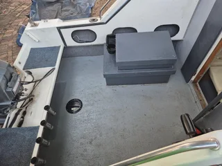 Cabin Boat &#43; 75hp Mariner