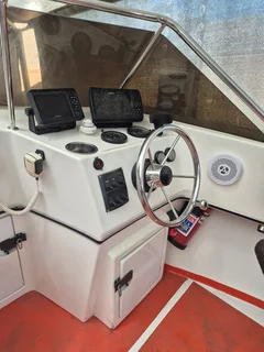 Boat &#43; 2 x 60hp Mariners Trim &amp; Tilt