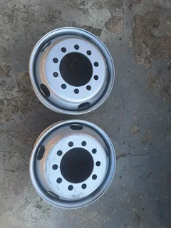 17.5 Truck Tubeless Rims. 10 Hole