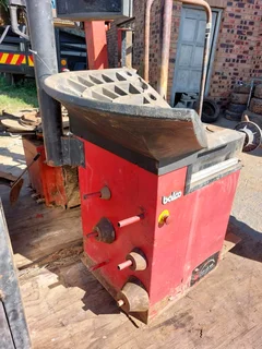 2x CORGHI TYRE CHANGER AND 1x BALCO WHEEL BALANCER