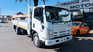 Isuzu npr400 4ton dropside for sale