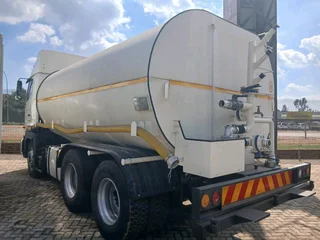 Hino700 2845 water tanker 18000l for sale