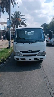 Hino300 714 2.5ton dropside for sale