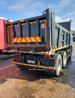 Nissan UD CWE370 quester 10cube tipper truck for sale