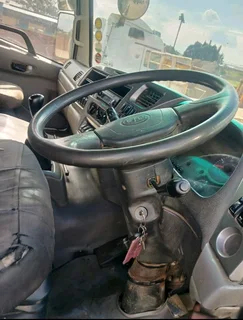 Nissan UD CGE420 quester 18cube tipper truck for sale