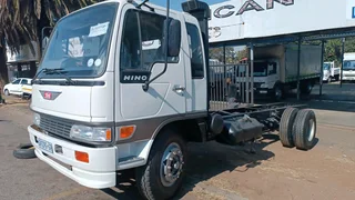 Hino ranger 13206 8ton dropside ade 366 non turbo  for sale