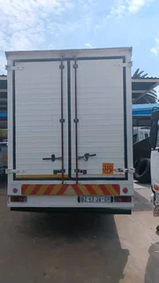 Hino 814 auto 4ton vbin for sale