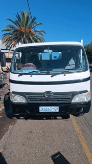 Hino 814 4ton dropside for sale