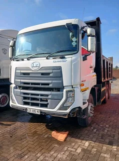 Nissan udcwe370 quester 10 cube tipper for sale