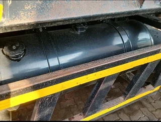 Nissan udcwe370 quester 10 cube tipper for sale