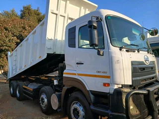 Nissan udcge420 quester 18cube tipper for sale