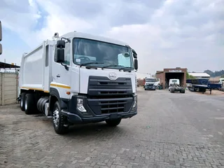 Nissan ud quester waste compactor in a great condition for sale