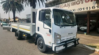 Isuzu npr400 drop side in a mint condition for sale at an affordable price