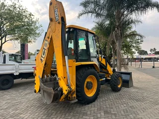 JCB 3DX 4x4 tlb in good condition for sale