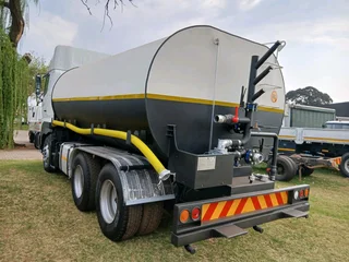 Hino 700 2848 18000l water bowser for sale